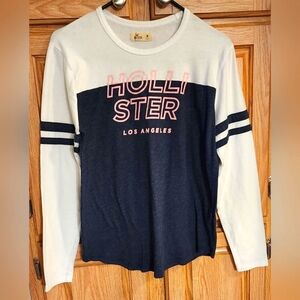 Women's medium long sleeve Hollister tee